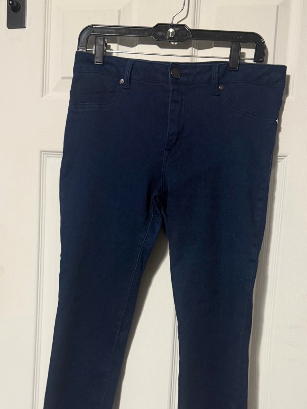 1822 Denim Slim Skinny Jeans in Dark Blue